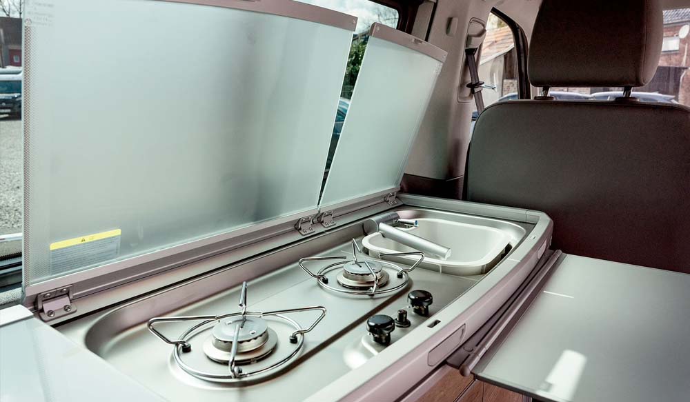 VW T6.1 California Coast Edition – Küche