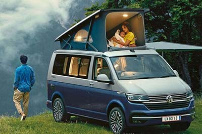 Camper im Wald