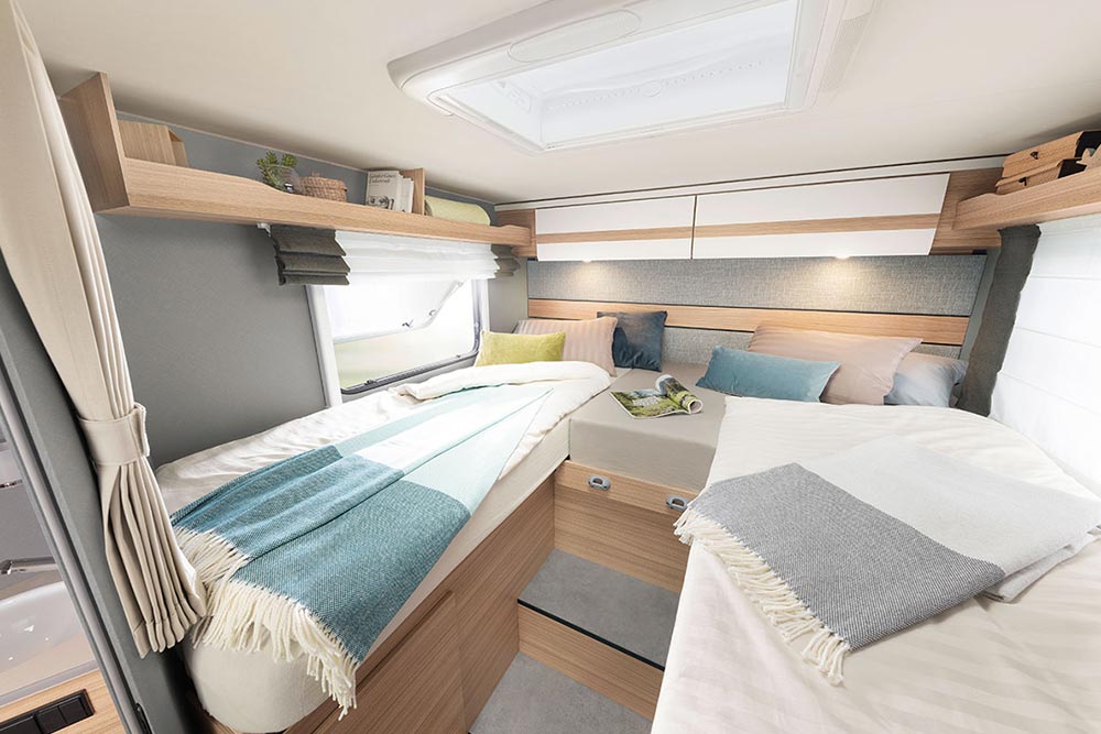 Schlafbereich im Wohnmobil – Dethleffes Just 90
