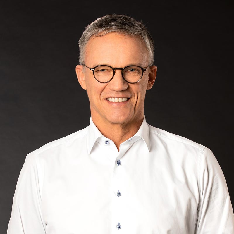 Dr. Karsten Benz