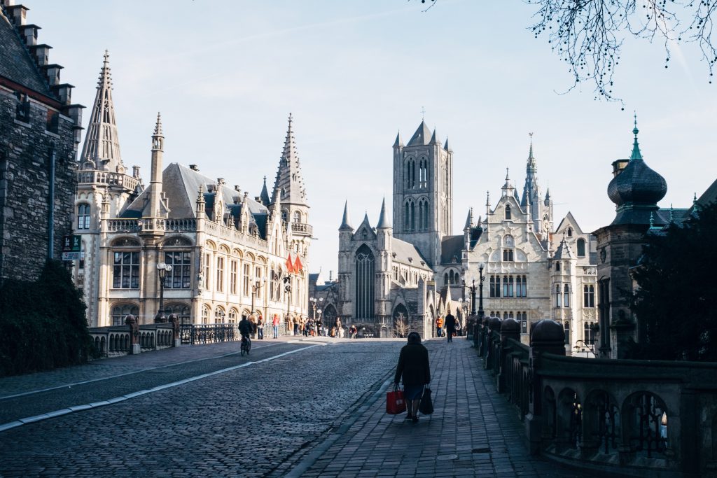 Blick auf Kirche in Gent