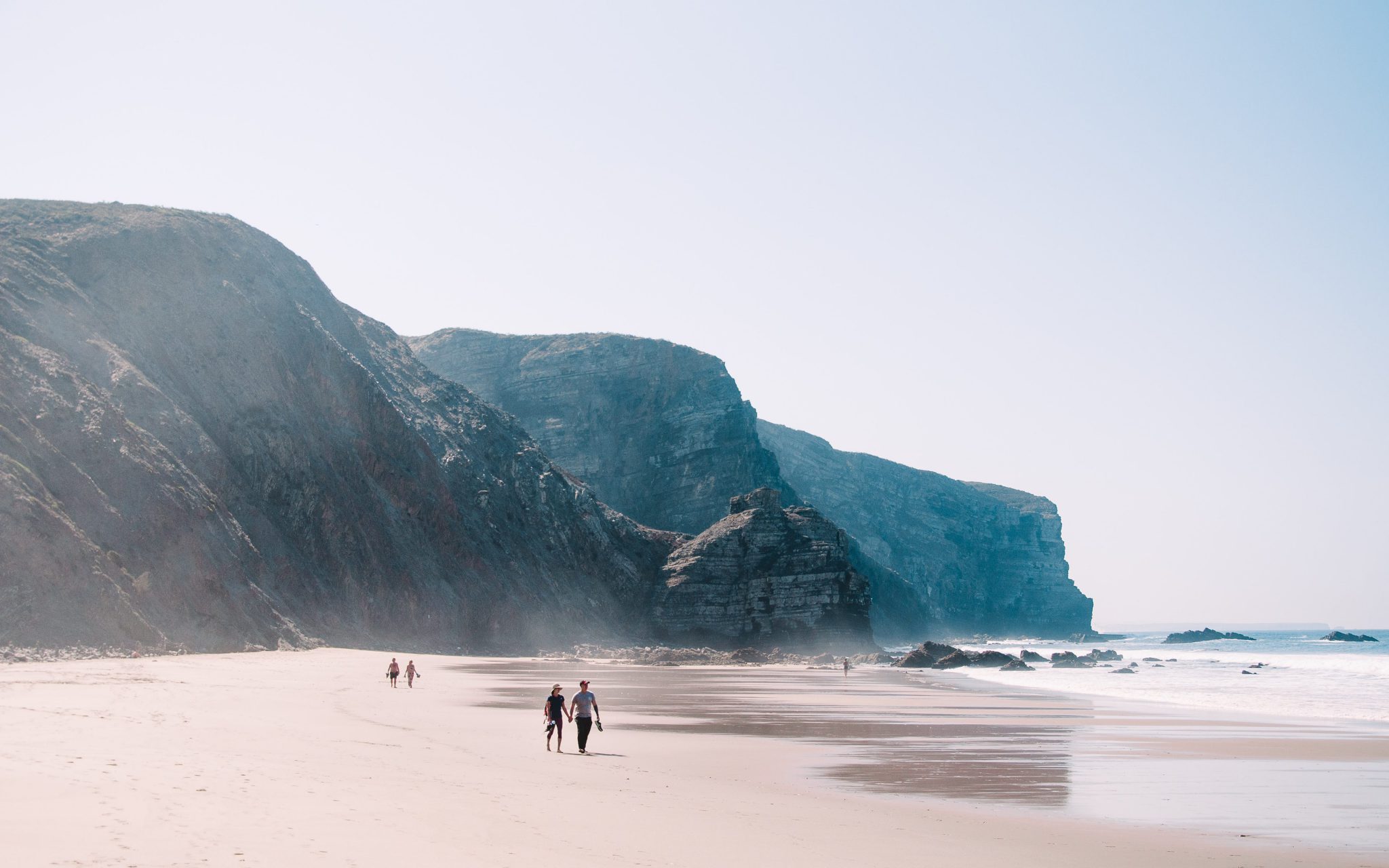 Strand und Felsen in Portugal
