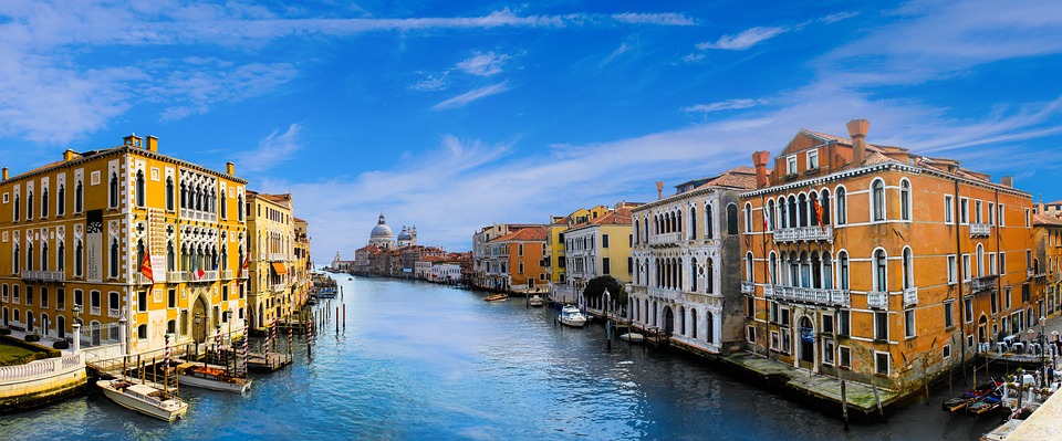 Camping Italien am Meer - Aussicht auf einen der vielen Kanäle in Venedig.