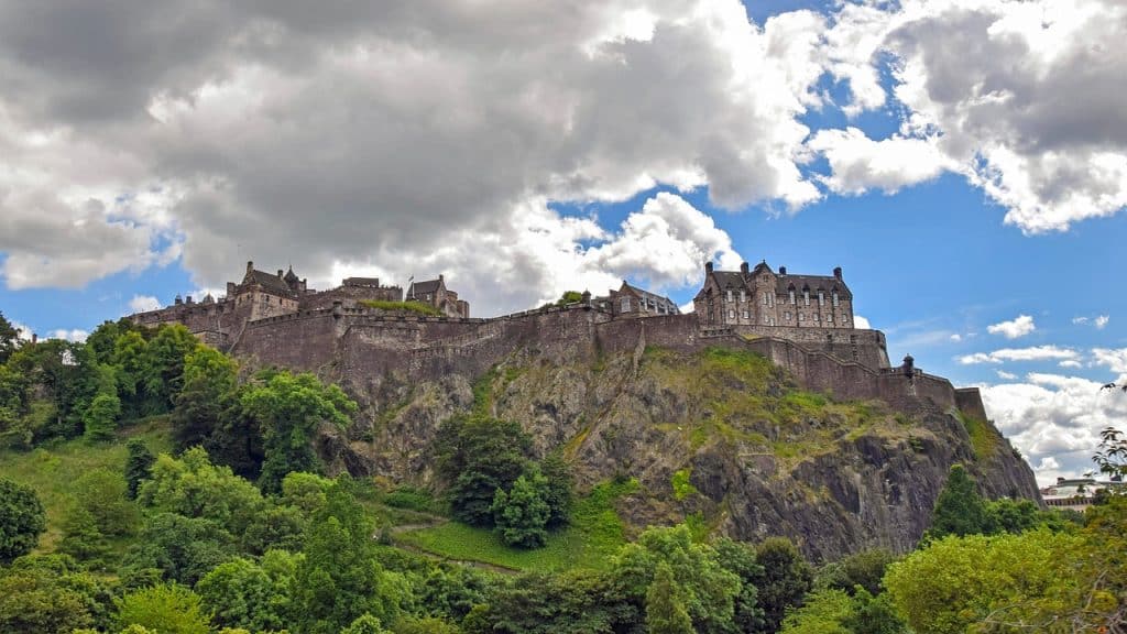 Camping Edinburgh - Blick auf den Edinburgh Castle.