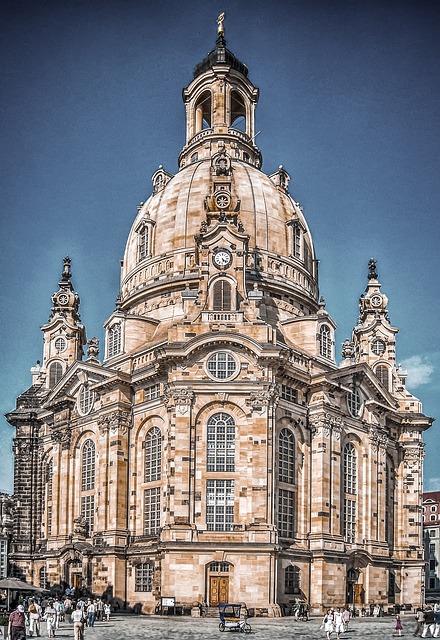 Brückentage 2024 Berlin - Blick auf die Frauenkirche in Dresden.